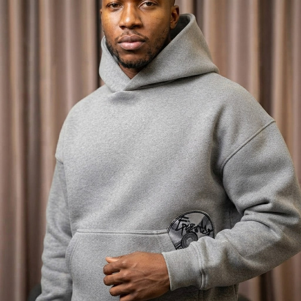 Set Hoodie y Pants Estampado Geométrico